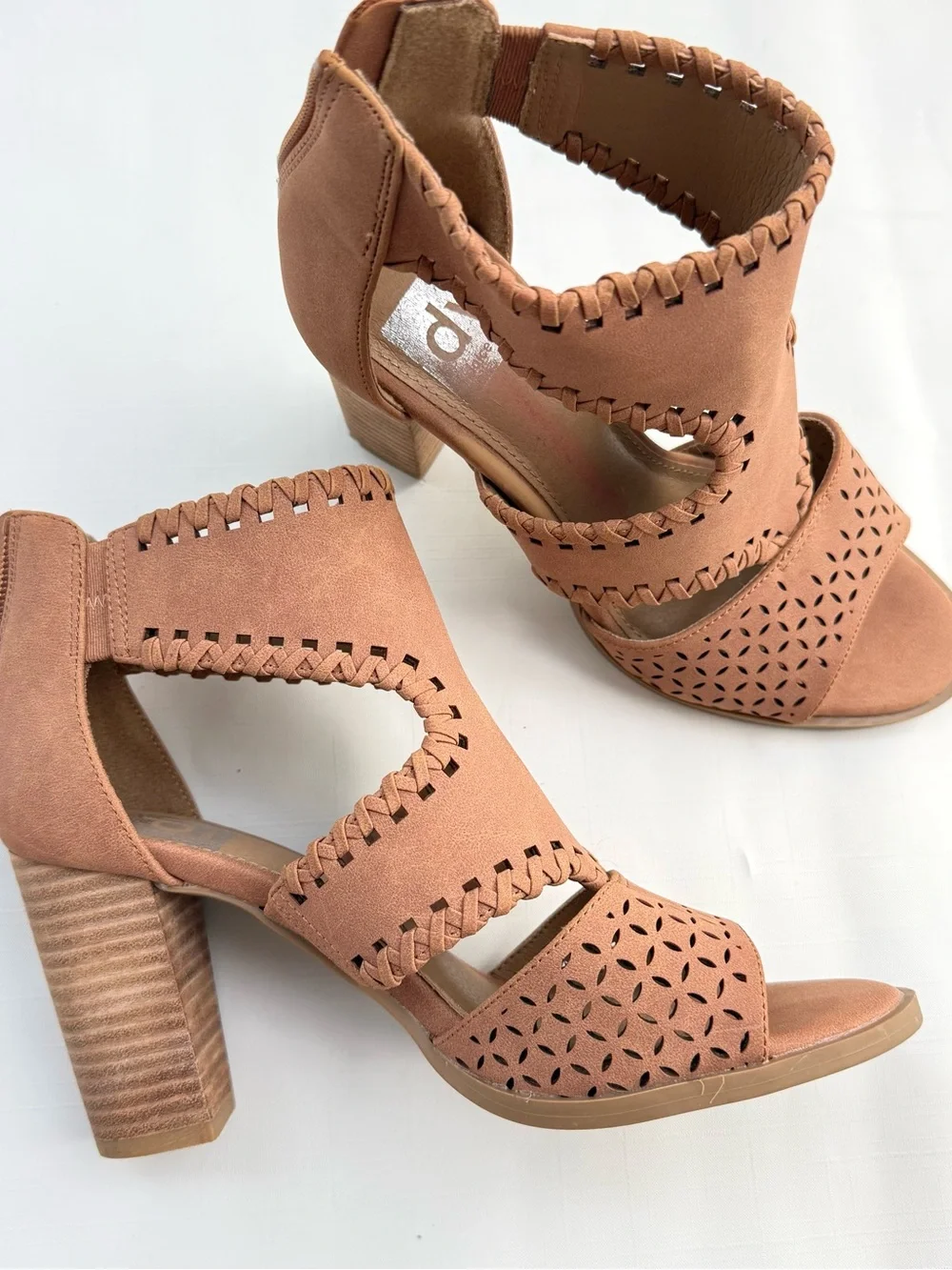 DV by Dolce Vita 